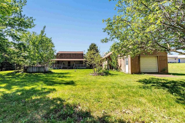 8412 ZANDER ROAD, Maribel, WI 54227