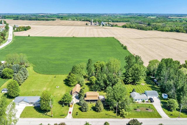 8412 ZANDER ROAD, Maribel, WI 54227