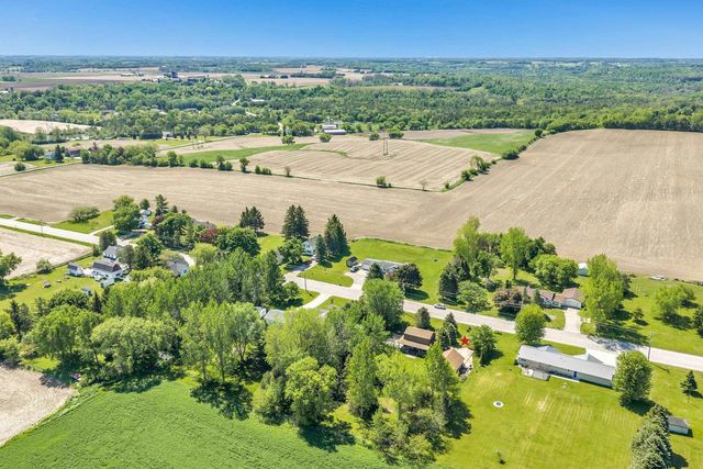 8412 ZANDER ROAD, Maribel, WI 54227