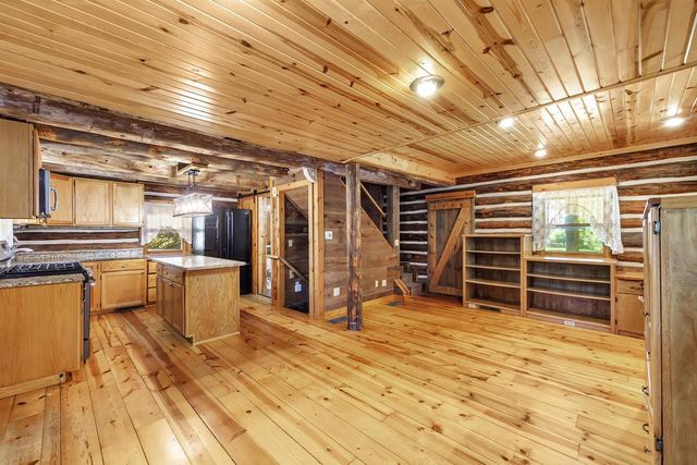 8412 ZANDER ROAD, Maribel, WI 54227