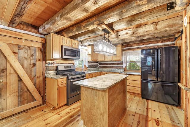 8412 ZANDER ROAD, Maribel, WI 54227