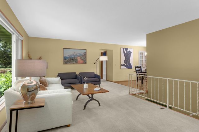 2080 Kelly Drive, Golden Valley, MN 55427