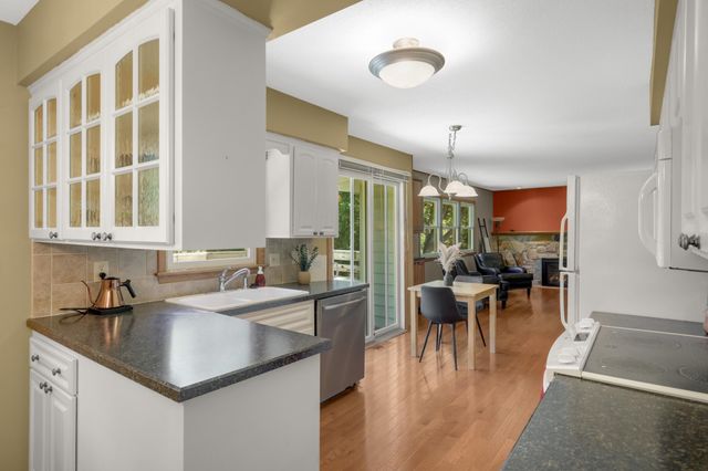 2080 Kelly Drive, Golden Valley, MN 55427
