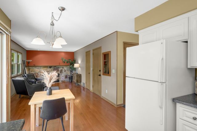 2080 Kelly Drive, Golden Valley, MN 55427