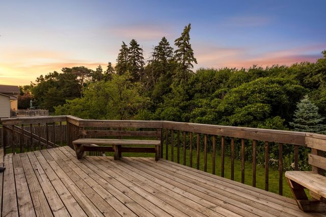 2080 Kelly Drive, Golden Valley, MN 55427