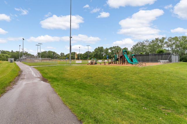 2080 Kelly Drive, Golden Valley, MN 55427