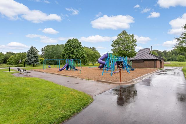 2080 Kelly Drive, Golden Valley, MN 55427