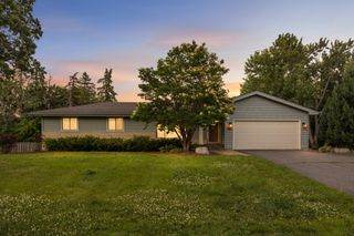 2080 Kelly Drive, Golden Valley, MN 55427