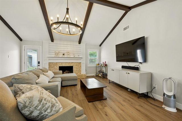 10718 Chevy Chase Drive, Houston, TX 77042