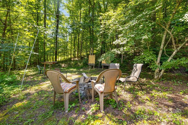 60 Stamey Drive, Hot Springs, NC 28743