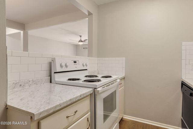 220 Doucet Road 209b, Lafayette, LA 70503