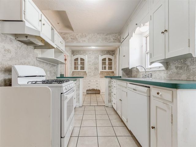 2305 NW 28th Street, Oklahoma City, OK 73107