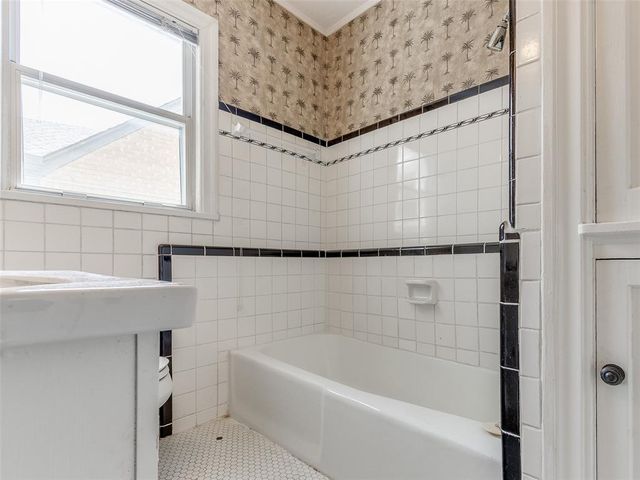 2305 NW 28th Street, Oklahoma City, OK 73107