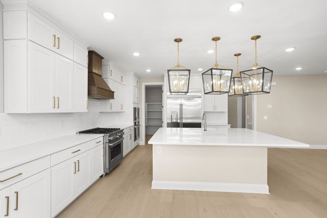 5951 Hunt Valley Drive, Spring Hill, TN 37174