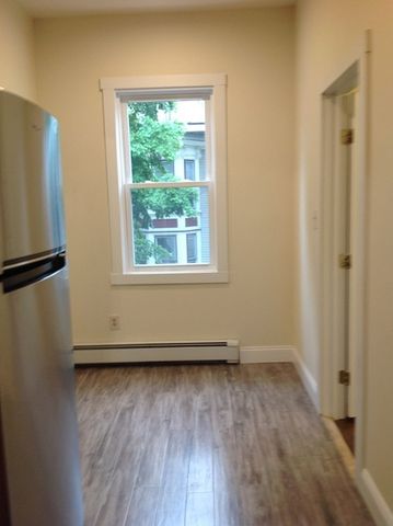 53 Arlington Street 4, Haverhill, MA 01830