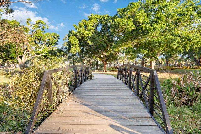 1721 8TH STREET, Sarasota, FL 34236