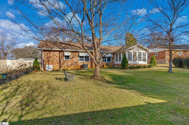 103 Scottswood Road, Greenville, SC 29615