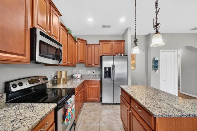 18021 ATHERSTONE TRAIL, Land O Lakes, FL 34638