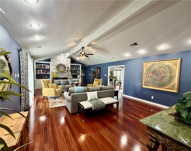 5017 Lost Creek Cir, Corpus Christi, TX 78413