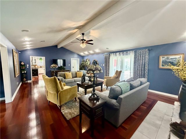 5017 Lost Creek Cir, Corpus Christi, TX 78413