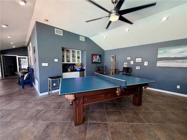 5017 Lost Creek Cir, Corpus Christi, TX 78413