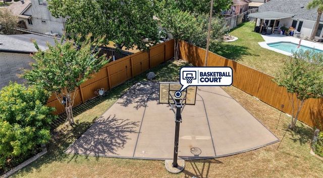 5017 Lost Creek Cir, Corpus Christi, TX 78413
