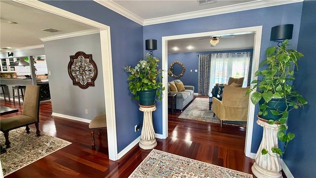5017 Lost Creek Cir, Corpus Christi, TX 78413