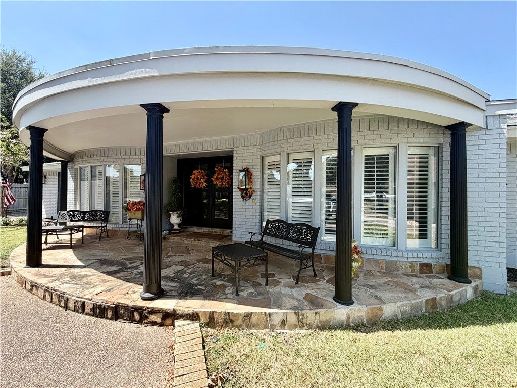5017 Lost Creek Cir, Corpus Christi, TX 78413 — photo 5