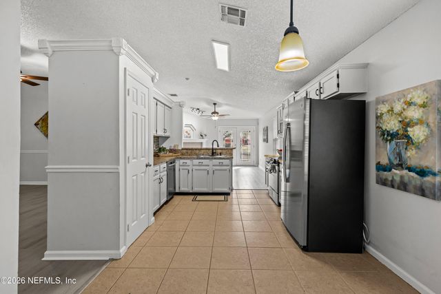 12558 FALLOHIDE Lane, Jacksonville, FL 32225