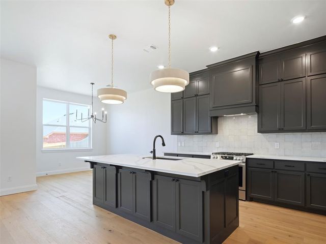 3707 Hardy Drive, Norman, OK 73069