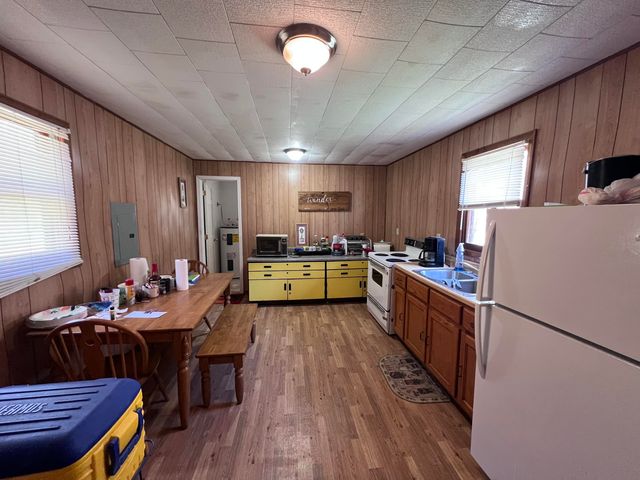 14 Clear Creek Road, Pine Knot, KY 42635