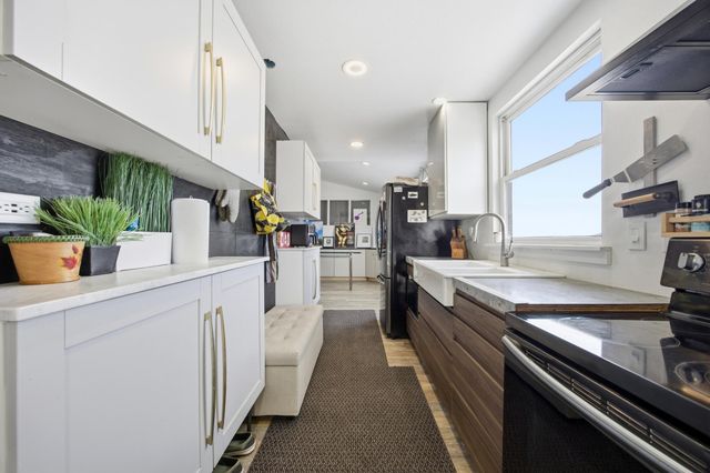 11649 123rd Avenue S, Sabin, MN 56580