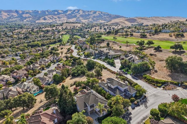 5544 Morningside Drive, San Jose, CA 95138