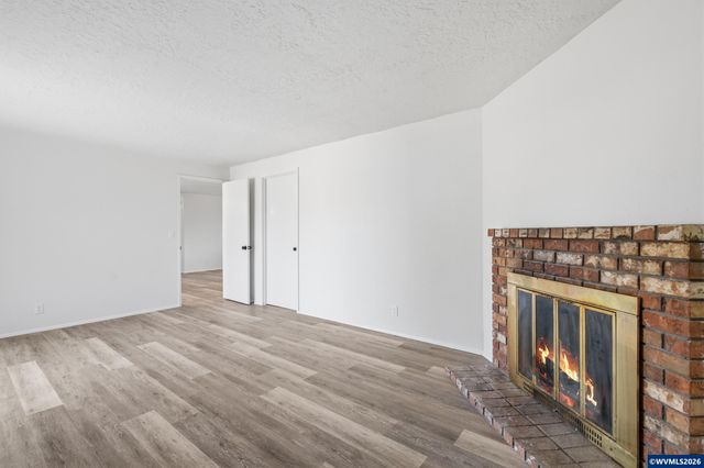4673 Windsor Wy NE, Salem, OR 97301