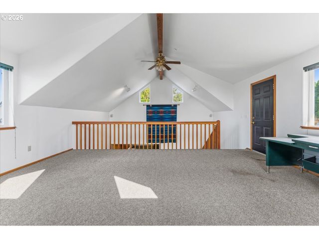 4154 5TH St, Hubbard, OR 97032