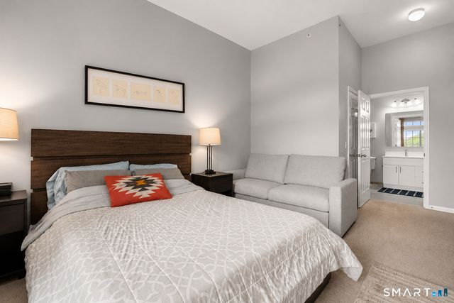 850 East Main Street Apt 504, Stamford, CT 06902