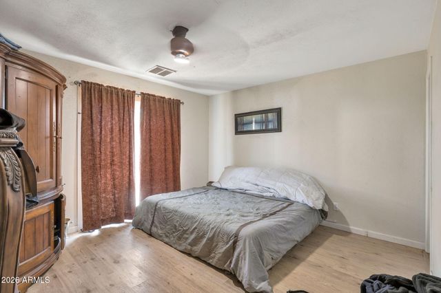 3141 W DESERT COVE Avenue, Phoenix, AZ 85029