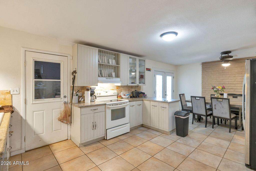 3141 W DESERT COVE Avenue, Phoenix, AZ 85029 — photo 5