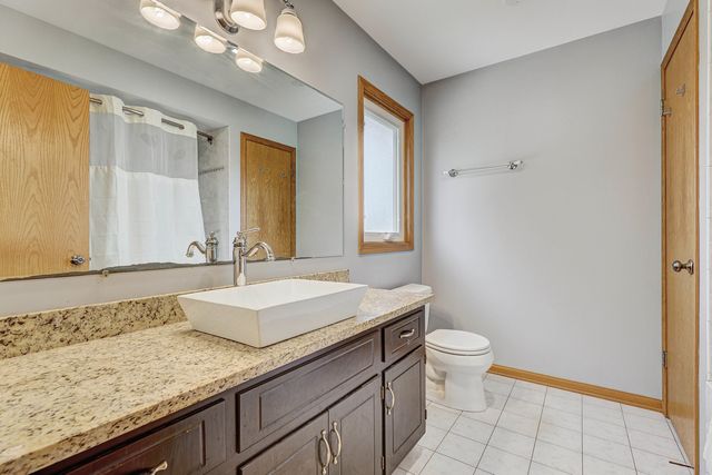 288 HERITAGE Parkway, Romeoville, IL 60446