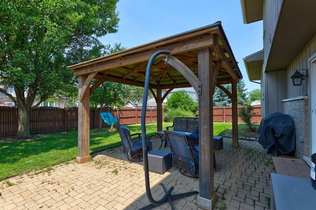 288 HERITAGE Parkway, Romeoville, IL 60446