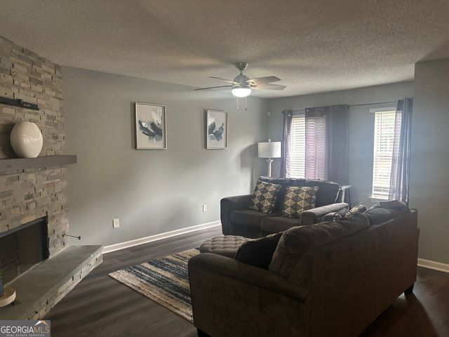 6463 Wedgeview Drive, Tucker, GA 30084