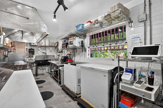 Turnkey Outdoor Beer Garden Culinary Venue, Florida City, FL 33138