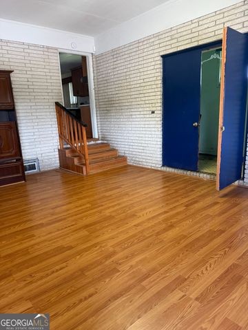 27 Park Lane, Hazlehurst, GA 31539