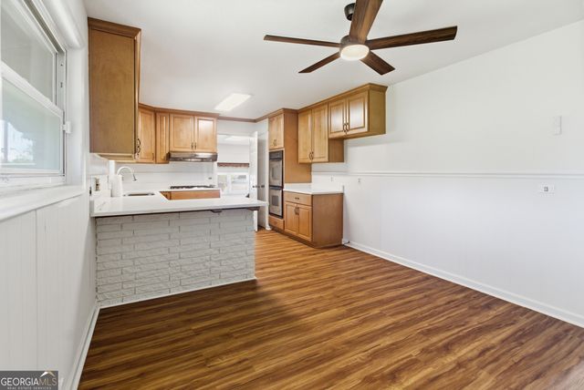 27 Park Lane, Hazlehurst, GA 31539