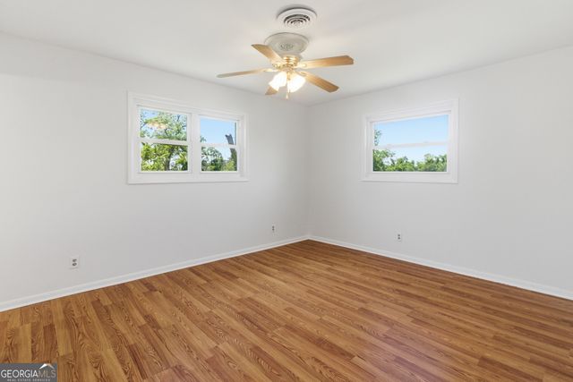 27 Park Lane, Hazlehurst, GA 31539