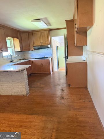 27 Park Lane, Hazlehurst, GA 31539