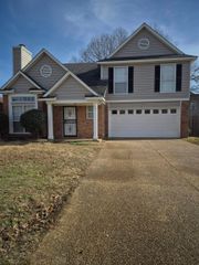 5374 CORNER OAK DR, Unicorp/memphis, TN 38141