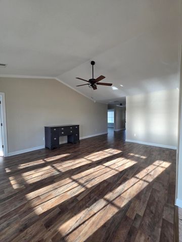 1391 Blue Heron, Manning, SC 29102