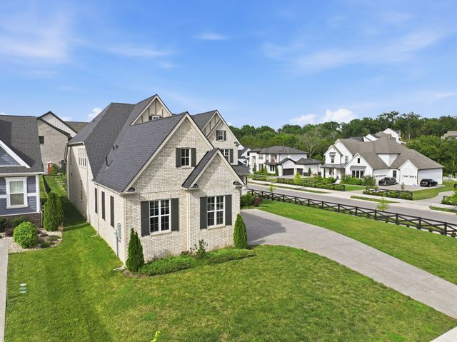 2186 Broadway St, Nolensville, TN 37135