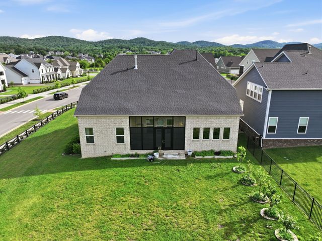 2186 Broadway St, Nolensville, TN 37135